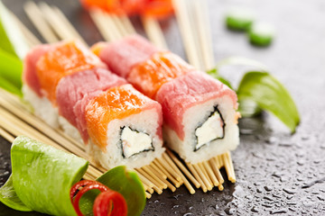 Salmon and Tuna Sushi Roll