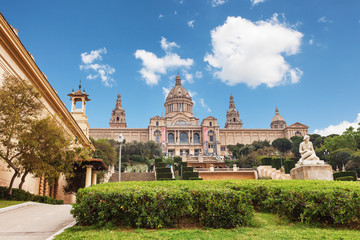 Obraz premium Barcelona, Spain - 22 April, 2016: National Museum of Art, Placa De Espanya Spanish Square
