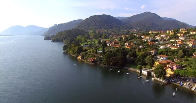 Aerial 4k - Lago di Como (IT) - Vista aerea di Pescallo verso sud