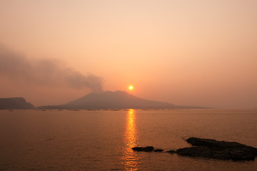 Naklejka premium 垂水市からの桜島 