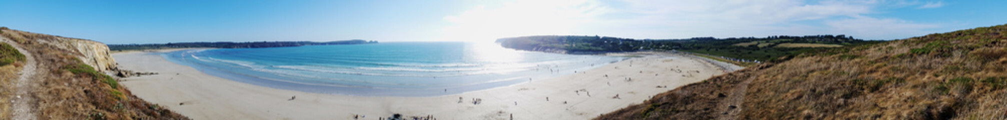 Plage Anse de Dinan en panoramique - Crozon - France - Bretagne