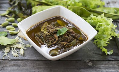 Fish organs sour soup, Southern style curry with fish and vegetables