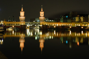 Obraz premium Oberbaumbrücke Berlin