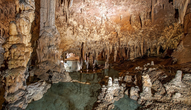 Grotta del Fico, Golfo di Orosei, Sardegna, Italia