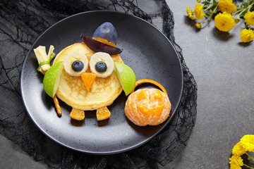 Owl pancakes for Halloween