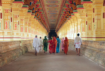 Indian pilgrims in Ramanathaswamy Temple
