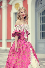 Fototapeta premium girl in a classic ball gown