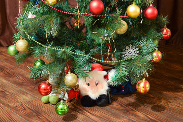 Christmas toys and ornaments on the Christmas tree