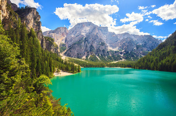 Fototapeta na wymiar Amazing view of Braies Lake (Lago Di Braies, Pragser Wildsee) in Northern Italy