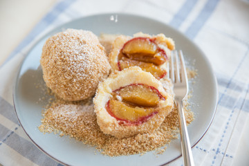 Zwetschgenknödel 