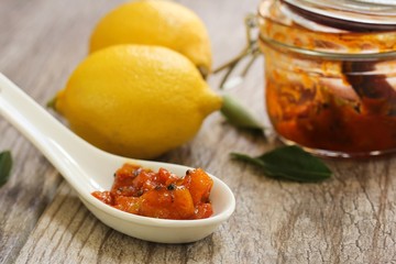 Lemon Picke, selective focus