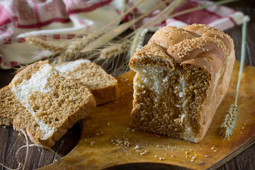 Whole wheat bread, baked in the home, organic ingredients, rich