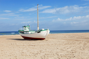 Fototapeta premium Fishing boats stranded on the beach
