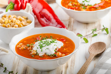 Chickpea soup with pepper