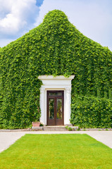 Front of the english house.
