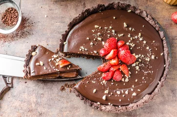 Rolgordijnen Delicious caramel chocolate tart © Stepanek Photography