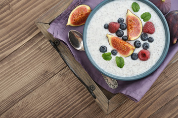 Chia seed pudding  with figs