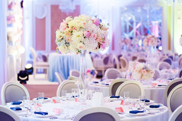 wedding decorations with flowers