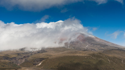 vulcano dell ecuador