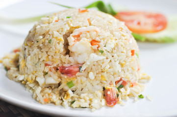 stir-fried rice with shrimp and vegetable