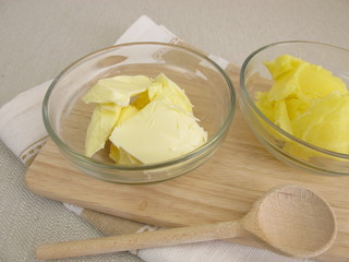 Butterschmalz und Butter