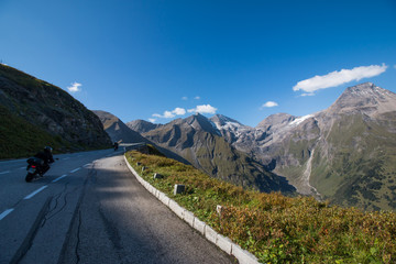 Großglockner Hochalpenstraße im Sommer
