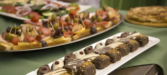 Rolgordijnen catering food for weddings or other events © bellakadife