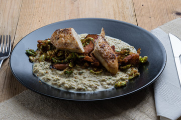 Spicy chicken breast and sprouts