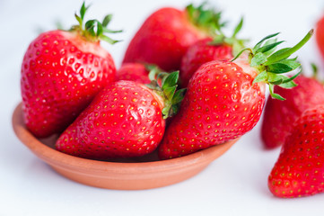   fresh red   strawberry