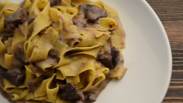 Pappardelle パッパルデッレ 파파르델레 Bandnudeln 