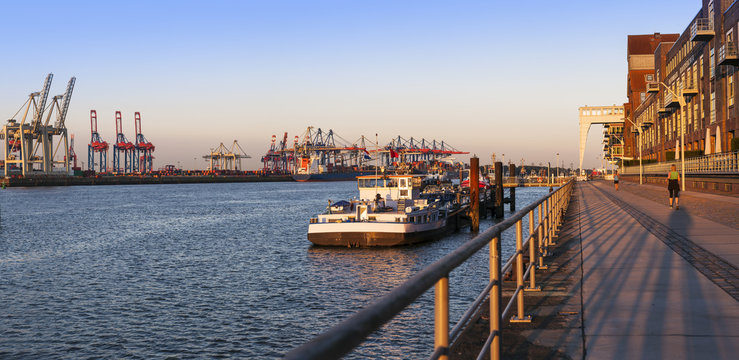 Port of Hamburg, Panoramaview in the early Morning Sun, Office Buildings at the Riverside of the Elbe