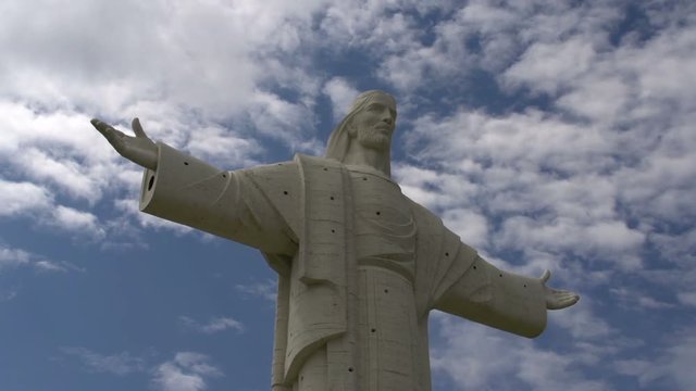 Time lapse from Statue El cristo in Cochabamba