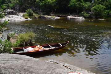 Fototapeta premium traditional vietnamese boat in river
