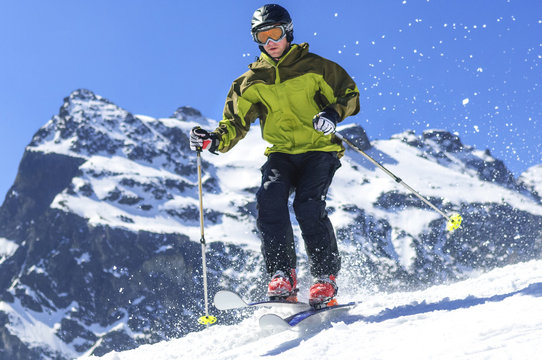 dynamisch Skifahren mit freier Ferse
