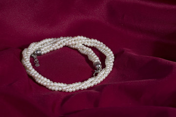pearl necklace, luxury