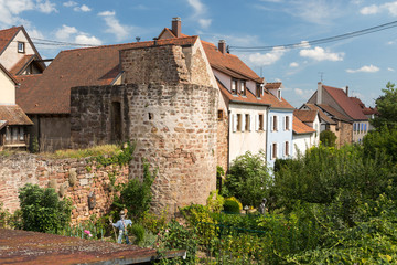 Fototapeta na wymiar Remparts du village