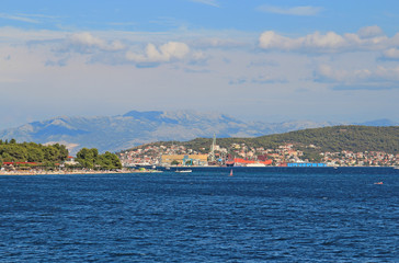 Fototapeta na wymiar shore of the Adriatic sea