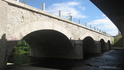 Naklejka premium Puentes. 