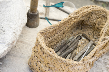 Obraz premium Workplace, Traditional tools sculptor, wood, hammers and chisels