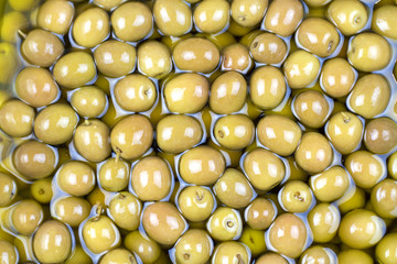  Green olive in olive oil 