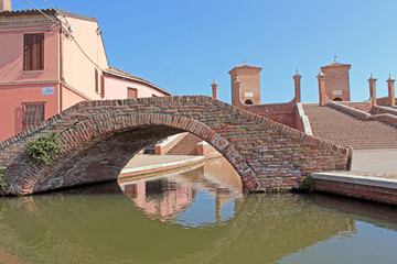 Ponte dei Sisti,treponti,Comacchio,Italia,piccola venezia,three bridges, Comacchio, Italy,Little Venice