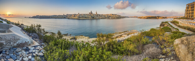 Fototapeta na wymiar Valletta, Malta - Panoramic skyline view of the ancient city of