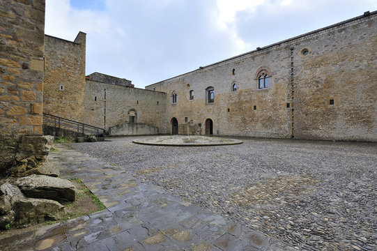 Castello di Lagopesole, Basilicata