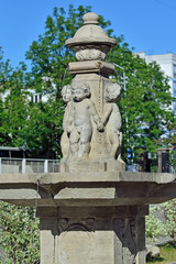 Obraz premium Fountain Putti. German sculptor Stanislaus Kauer, year 1908. Kal
