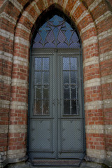 Door in the old building
