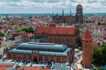 Obraz premium Blick von der Katharinenkirche auf Danzig; Polen