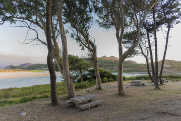 Merendero en Islas Cies (Pontevedra, España).