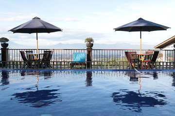 Piscine luxueuse et romantique