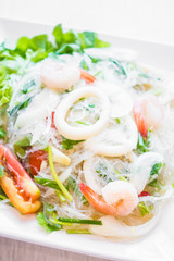 Spicy salad with seafood