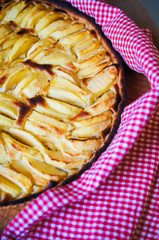 Apple tart